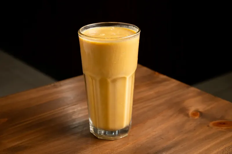 Jugo de Lúcuma de Larusso Burgers & Wings