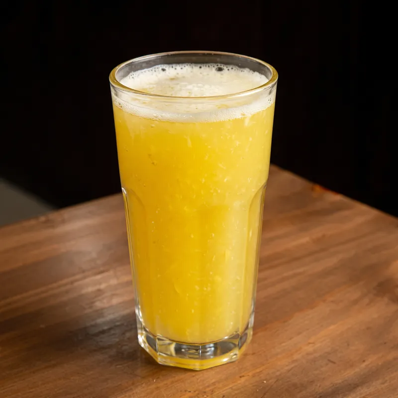 Jugo de Piña de Larusso Burgers & Wings